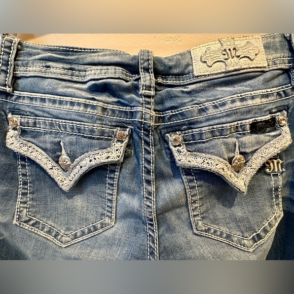 Miss Me Sz 30 Signature Boot Cut Jeans - Picture 4 of 6